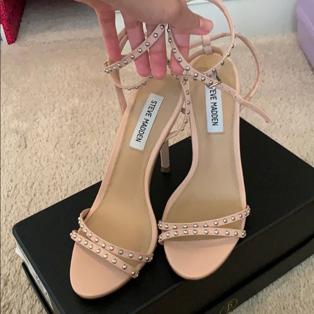 Steve Madden Nude/ Light Pink wrap Sandal Heel